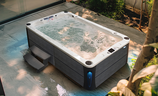 Deck Series Evanston hot tubs for sale
